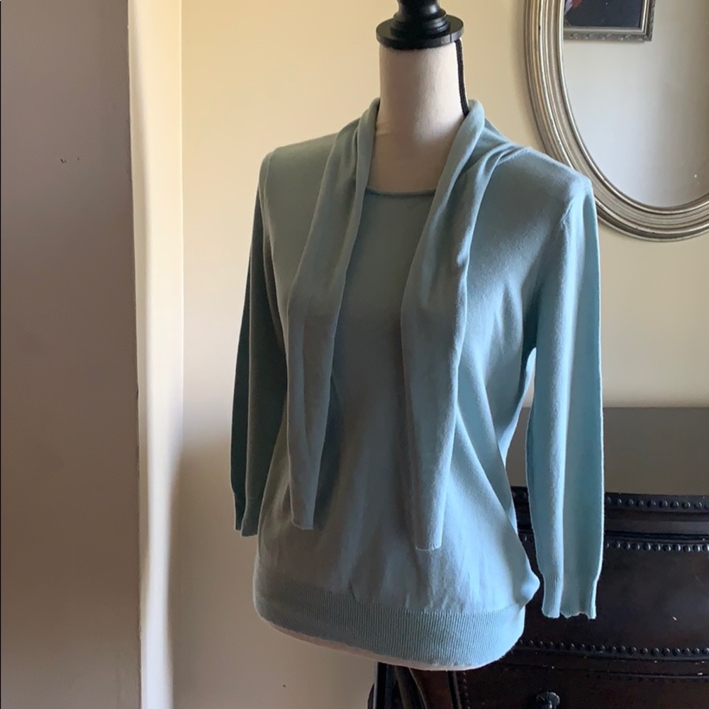 _ MAK womens sweater